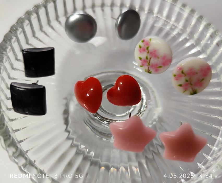 Zestaw kolczyków dla nastolatki