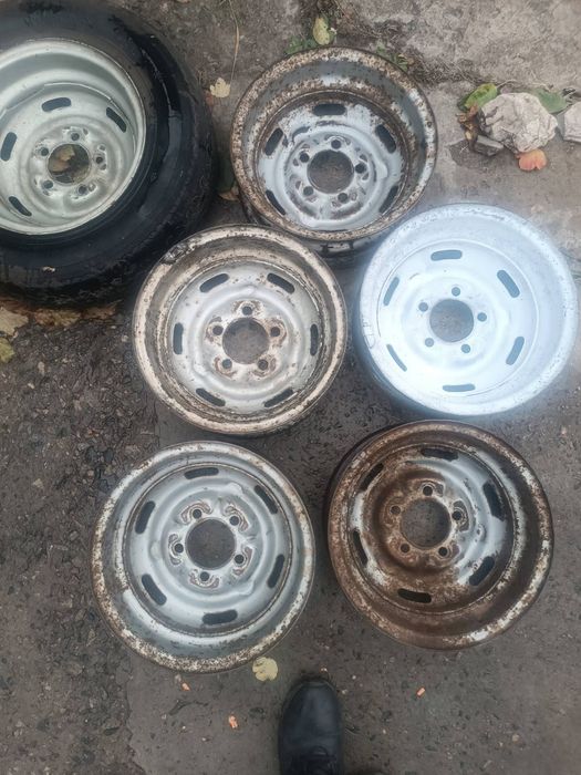 Диски на Москвич