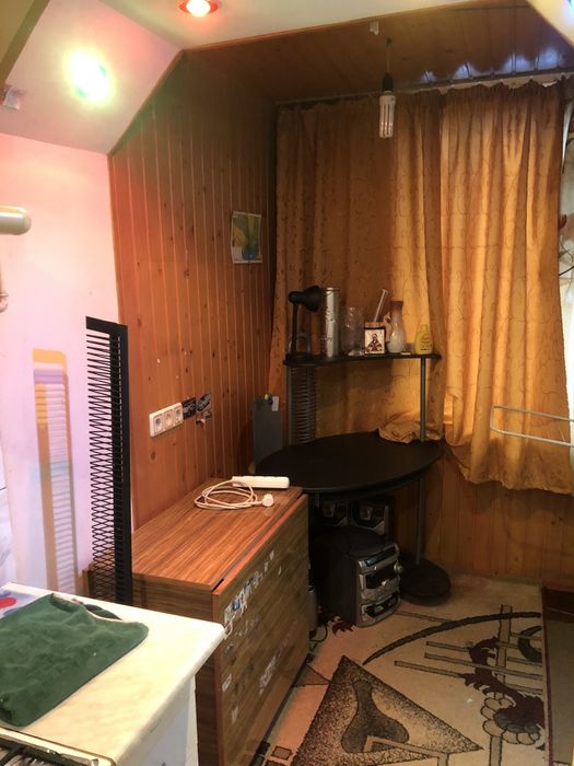 Здам квартиру, подобо, місяць, два. Метро Деміївська Документи ,