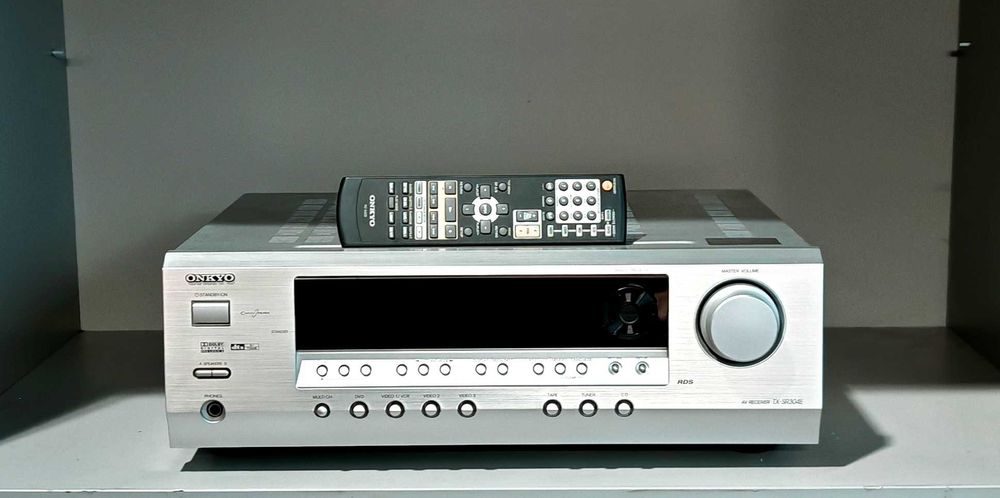Amplituner AV Onkyo TX-SR304E 5x100W Dolby Pro Logic II Pilot Jak Nowy
