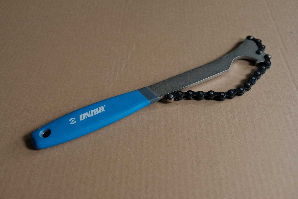 Bacik Unior do zębatek i kontr torowych 1659/2DP