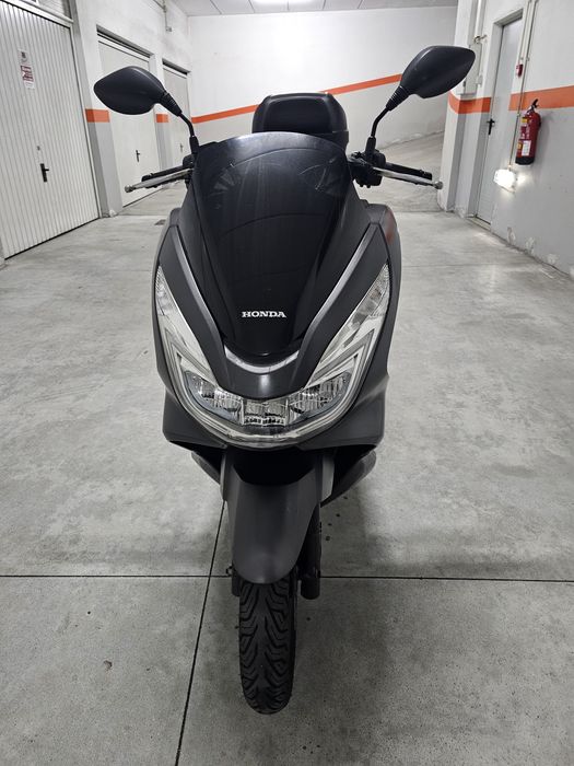 Honda PCX em bom estado