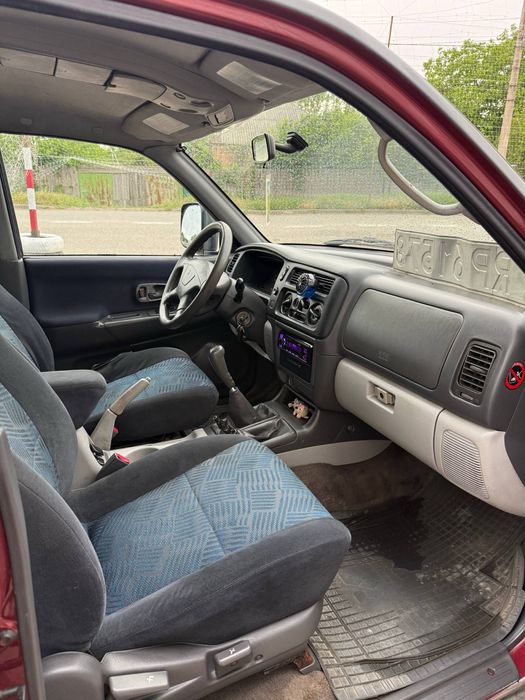 Mitsubishi Pajero Sport 2.5 tdi/повний привід