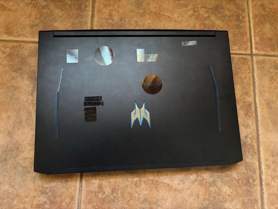 Acer predator helios 300507137946551603203
