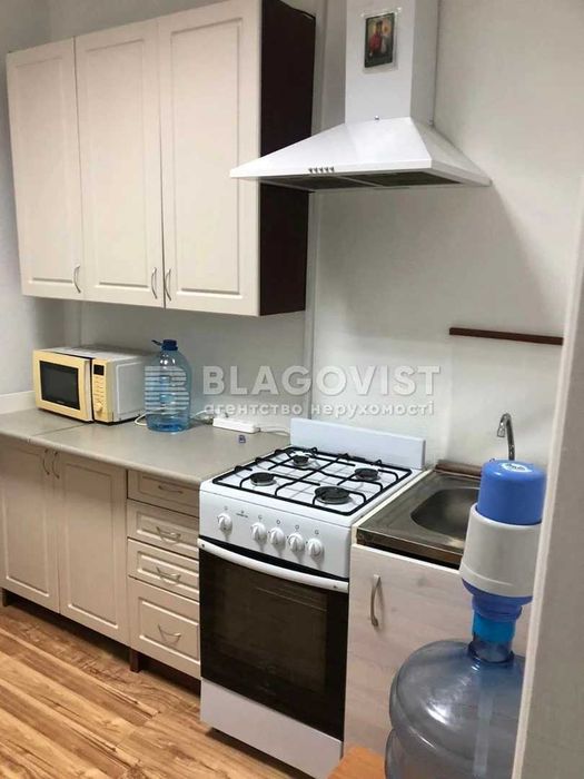 Продаж 2-х кімн. квартири вул. Зоологічна