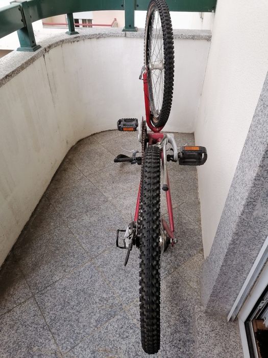 Bicicleta orbita challenger vermelha