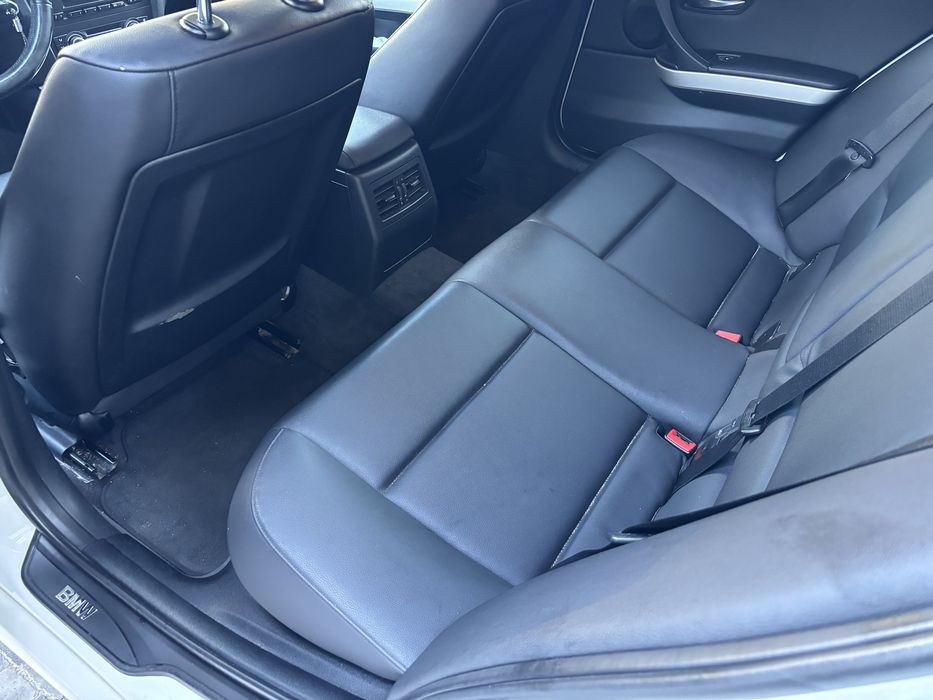 BMW e91  2011 дизель 2.0