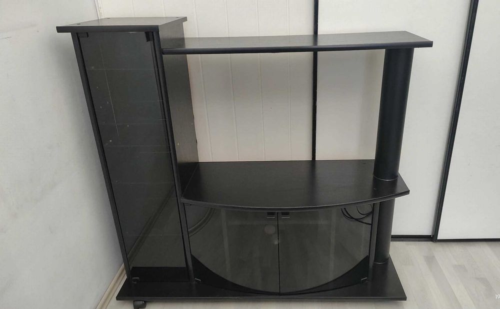 Szafka pod telewizor