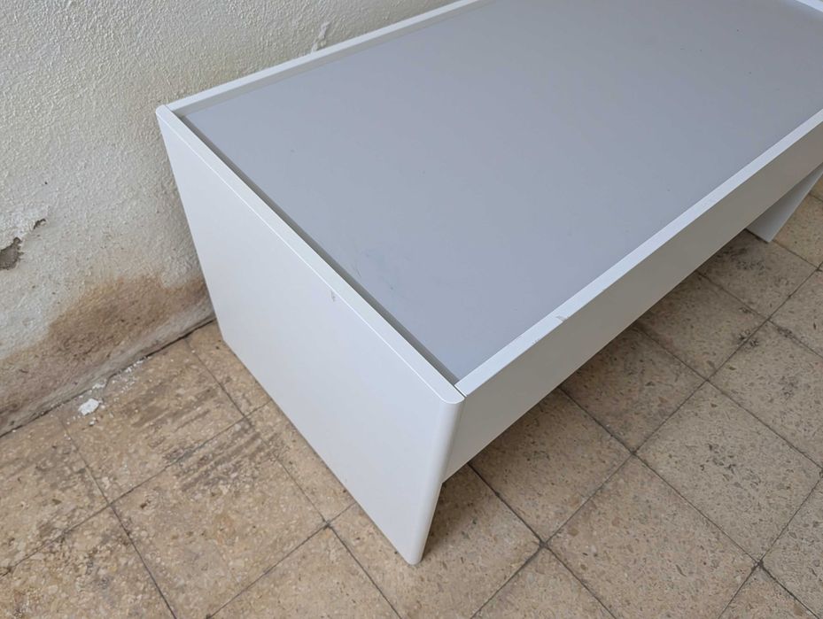 Mesa infantil IKEA DUNDRA com arrumação – ideal LEGO / atividades