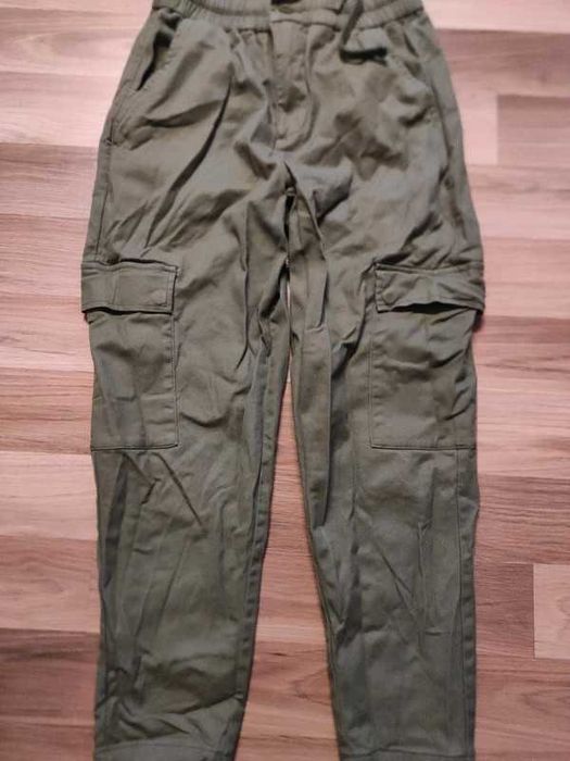Spodnie house s khaki
