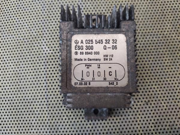 Botão / interruptor electromecânico / relé MERCEDES-BENZ Classe A (W16