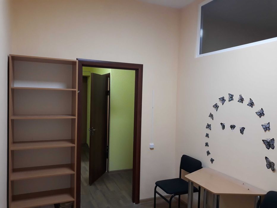 Офіс в районі готеля "Україна"