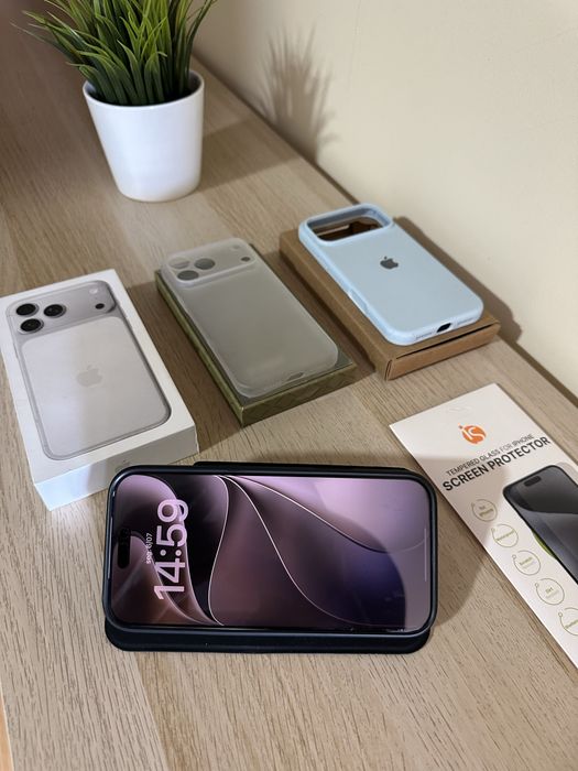 Iphone 17 Pro Max Silver 256 GB c/ fatura e garantia + cases