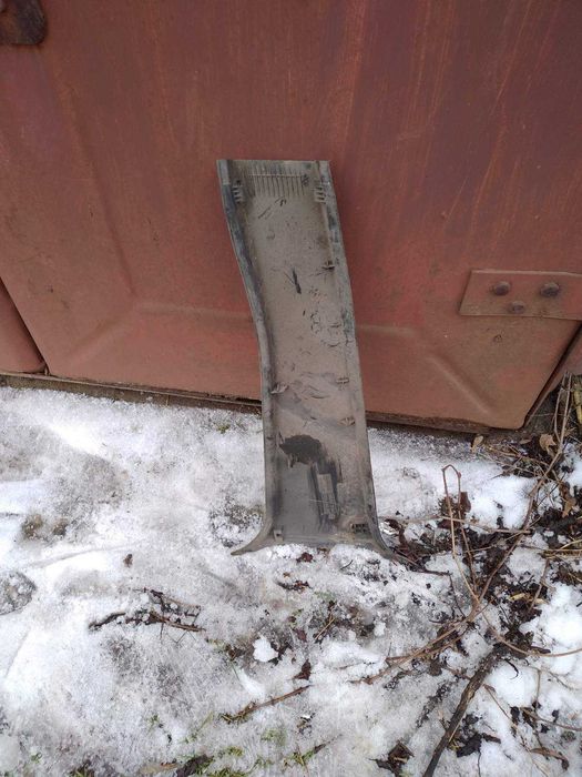 Б/у накладка середньої стійки для Opel Vectra A