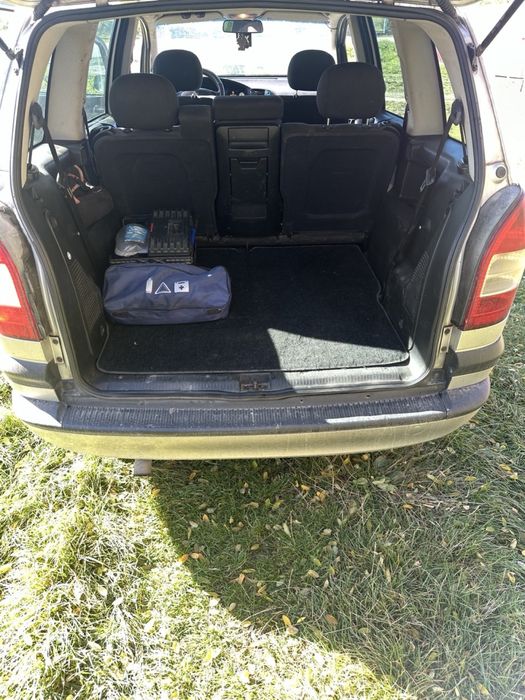 Opel Zafira 2004