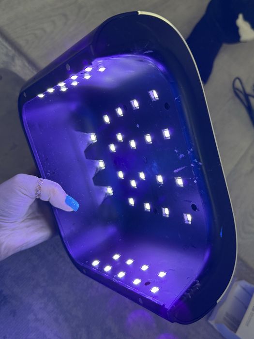 Лампа для манікюру