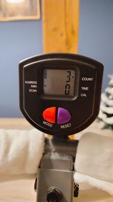 Przyrząd do ćwiczeń Sky Crunch HMS