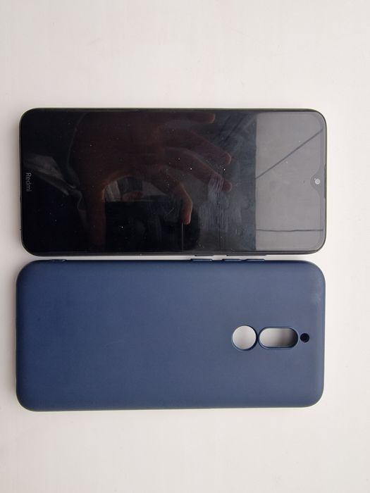 Телефон редмі 8 на 32 GB