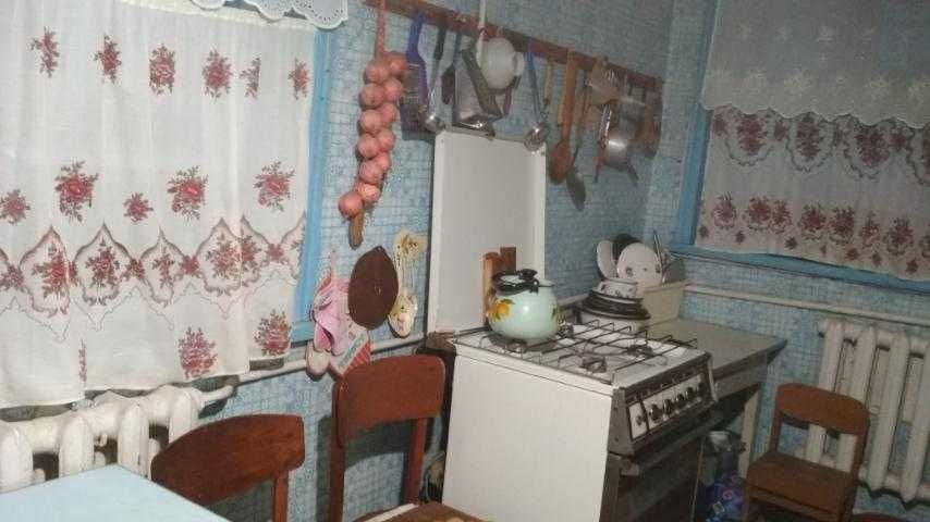 Будинок з господарськими будівлями с. Каленики, Полтавський район