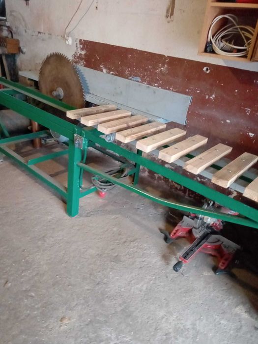 Piła Trak z ruchomym wózkiem na prowadnicach