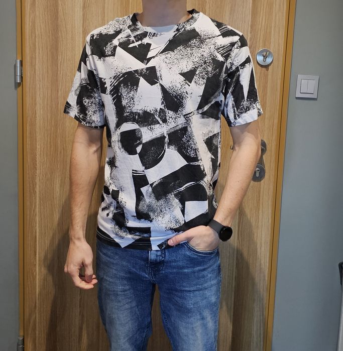 T-shirt Cropp w geometryczne wzory biało czarny, rozmiar S