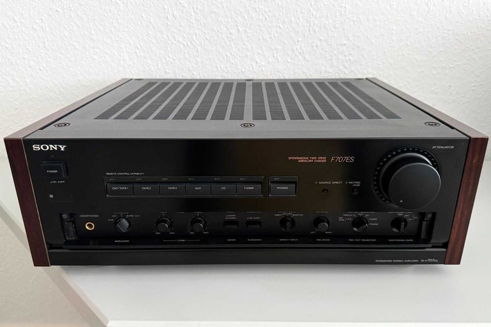 Усилитель SONY TA-F707ES