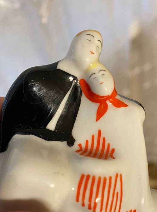 Фарфоровые статуэтки