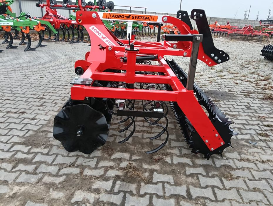 Brona talerzowa hydraulicznie składana pług dłutowy agregat uprawowy