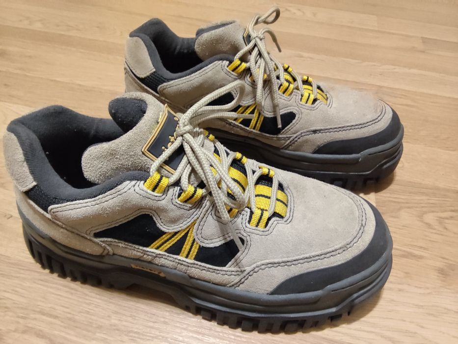 Ботинки демисезонные VICTORY (43)