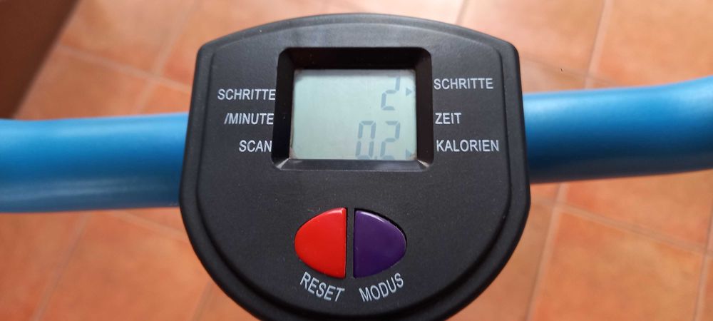 Stepper com cabo alto, braços e funções digitais