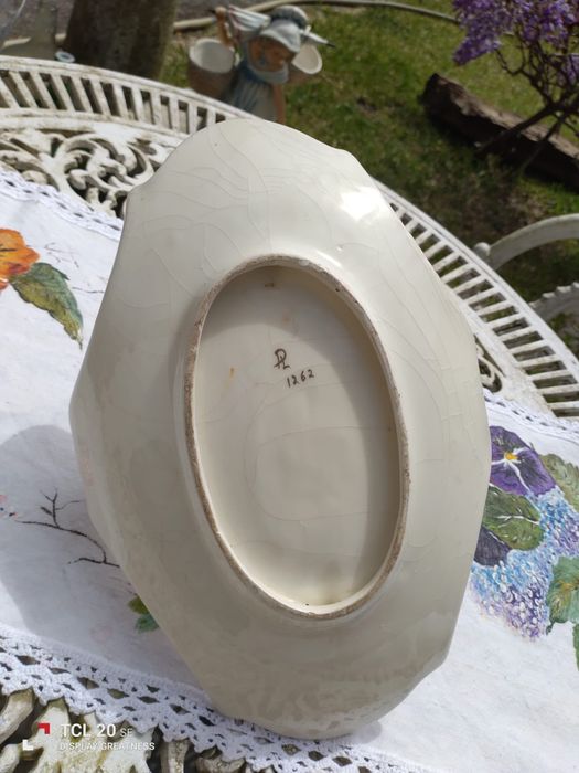 Cesta em louça de Alcobaça