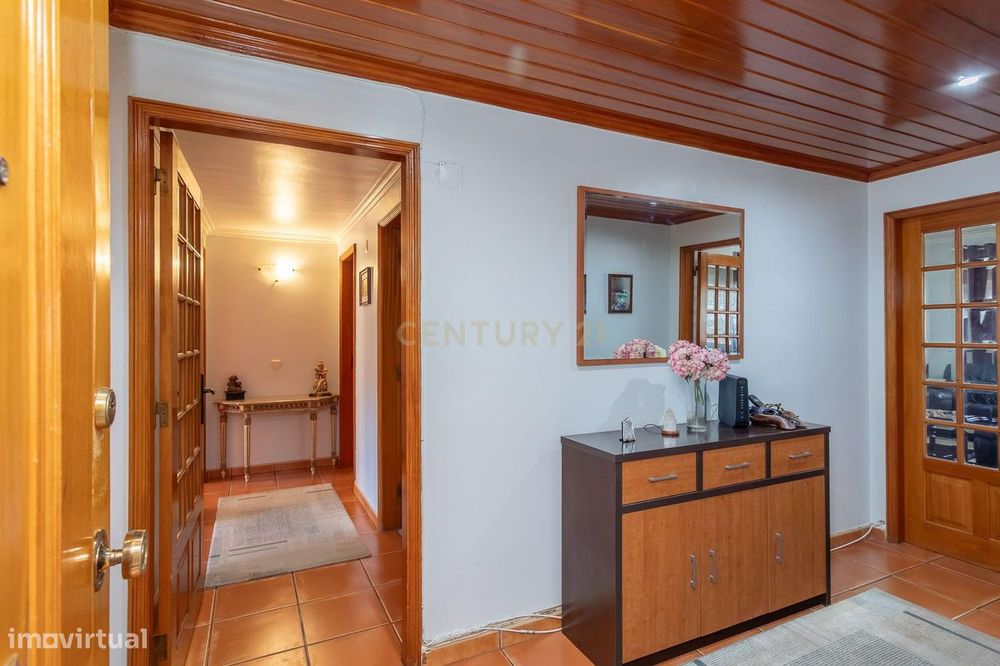 T3 com Vista Rio em Vila Franca de Xira