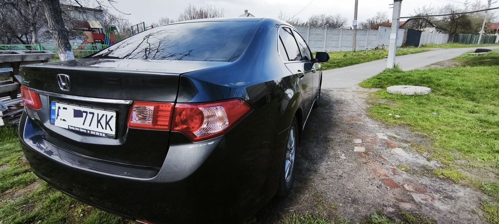 Продам авто honda accord 2012