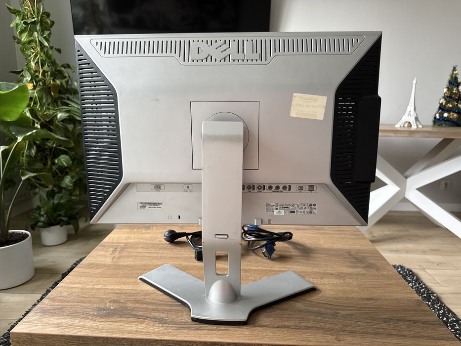 Monitor 24’ Dell 2407WFPb