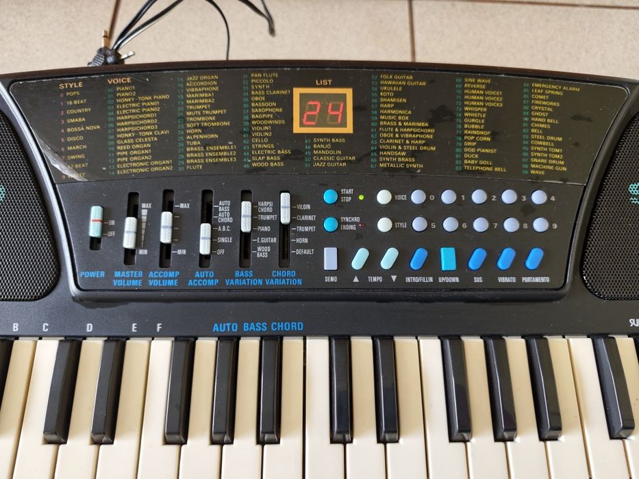 Electronic Keyboard EK-905 Super Sound
