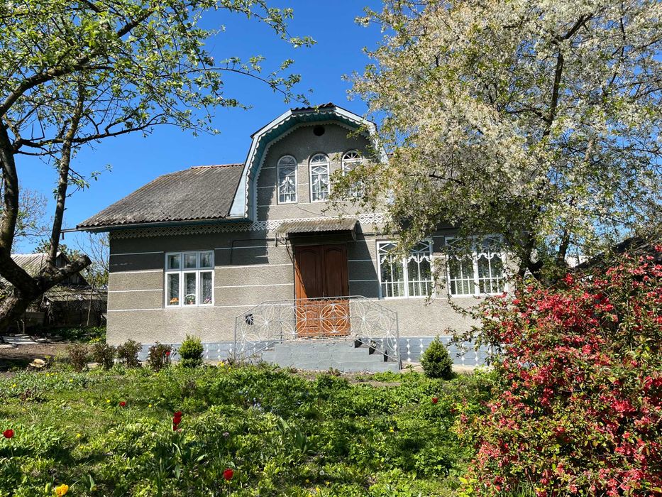 Продаються 2 будинки під одним номером