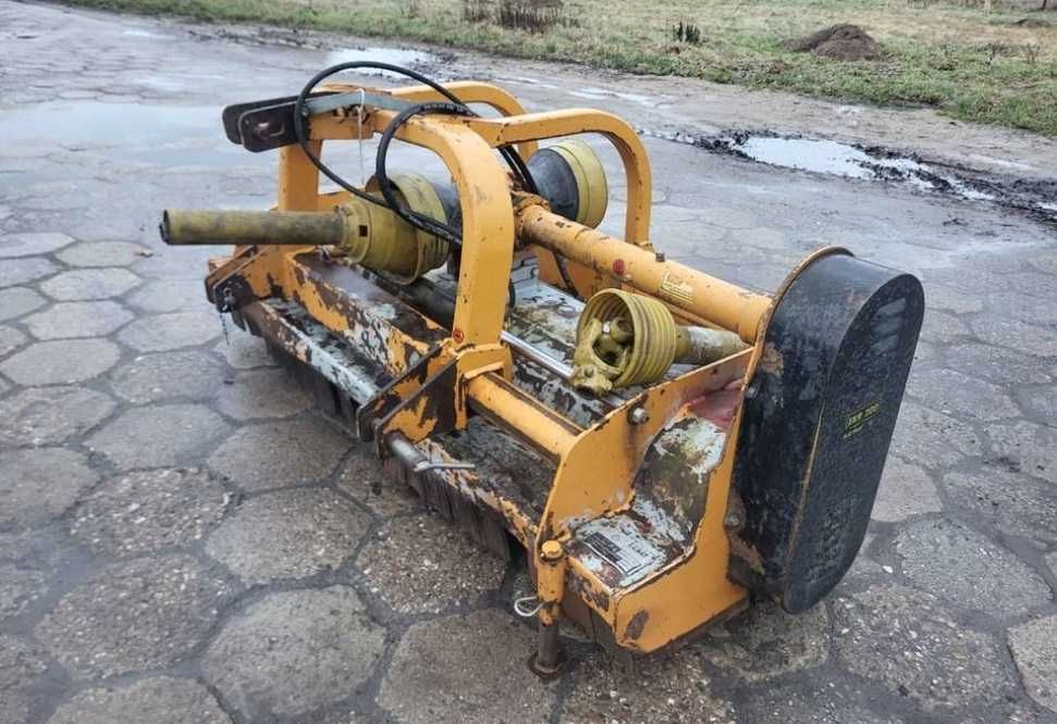 Kosiarka bijakowa mulczer Berti tył czołowa 2m 2006 rok muthing kuhn