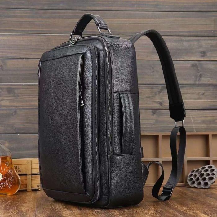 Чоловічий шкіряний рюкзак