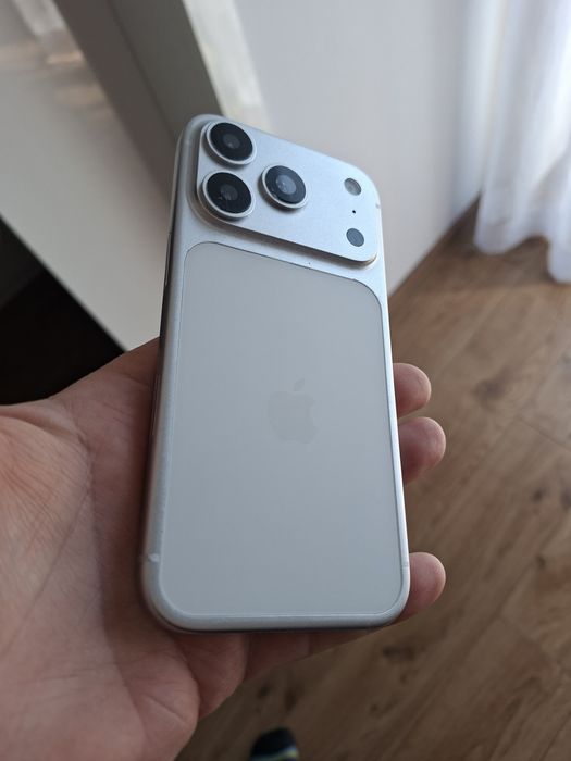 Iphone 17 Pro Replika Telefon Wystawowy