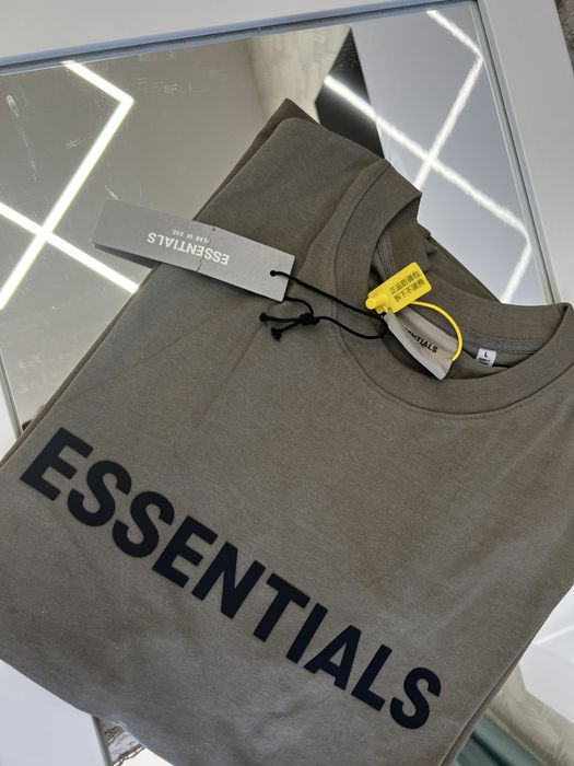 Футболка Essential Balenciaga unisex