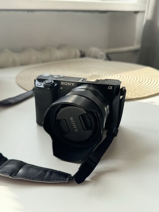 Sony A6000 body czarny 31k przebiegu dobry stan