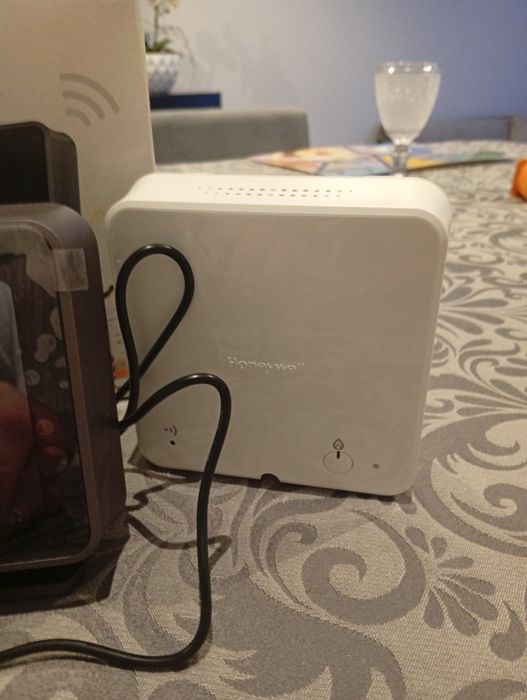 Termostato inteligente sem fio Honeywell T6R  novo