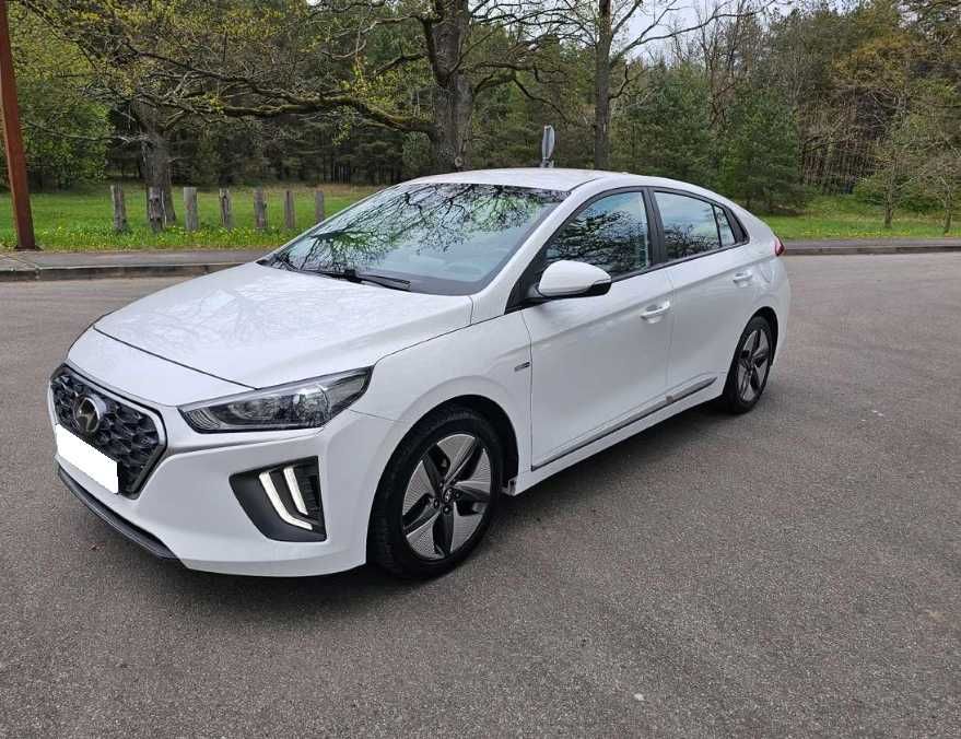 Hyundai IONIQ 2020 року