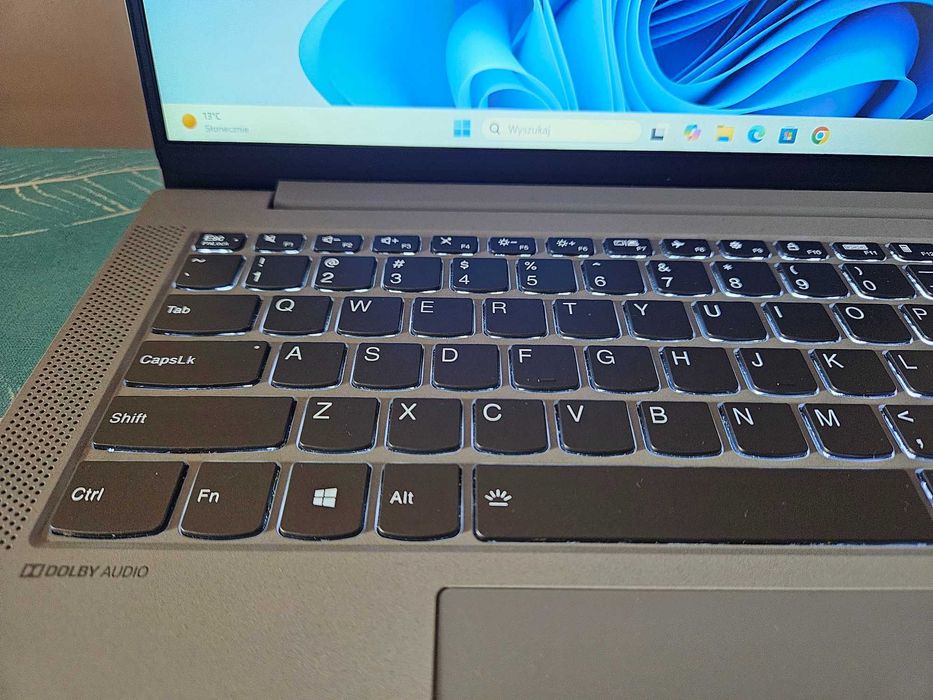Laptop Lenovo i5-10th 8Gb Ram 512Gb SSD do pracy rozrywki - mocny laptop