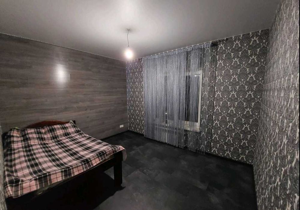 БЕЗ КОМІСІЇ - двоповерхова квартира (6кімнат)