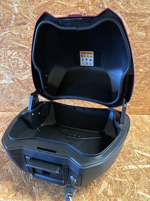 Mala traseira top case Honda VFR800X Crossrunner