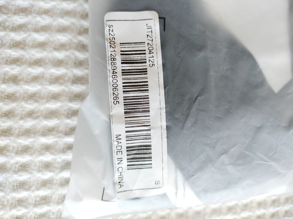 Vestido preto e branco, sem mangas NOVO