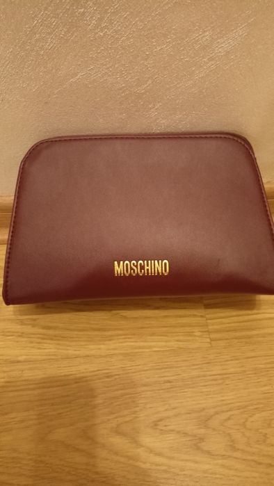 Moschino /kosmetyczka