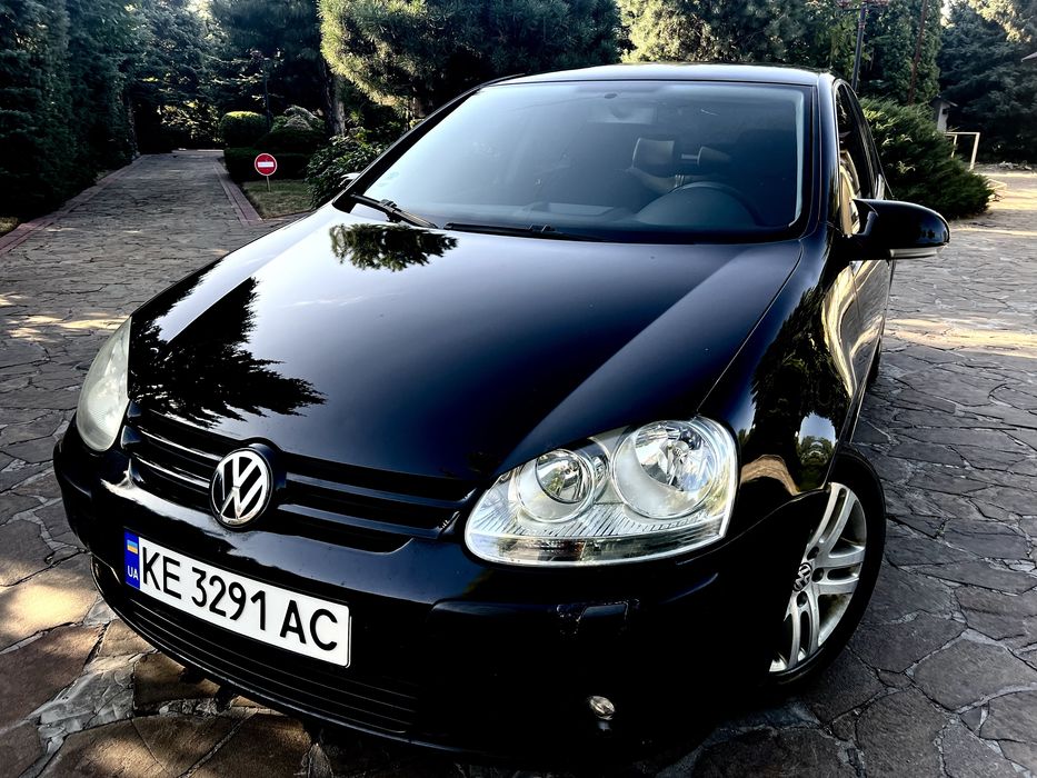 Продам гольф пятый в отличном состоянии