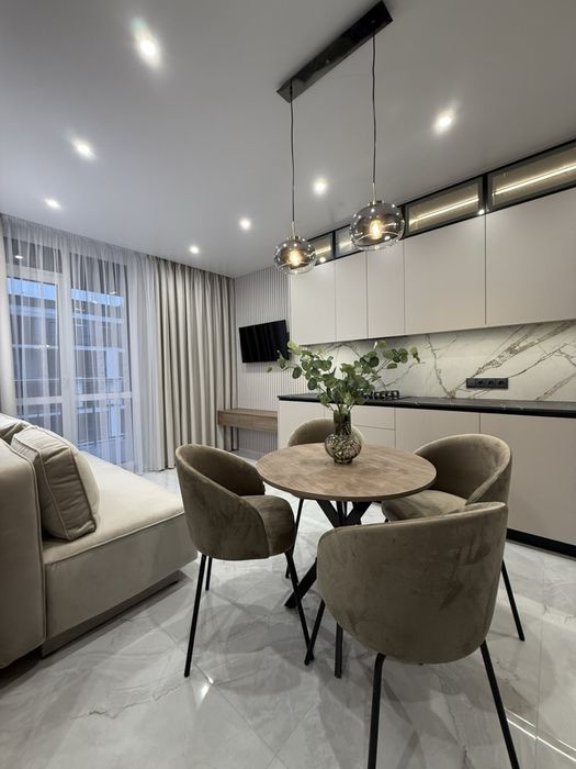 Продаж квартири в новобудові з новим ремонтом